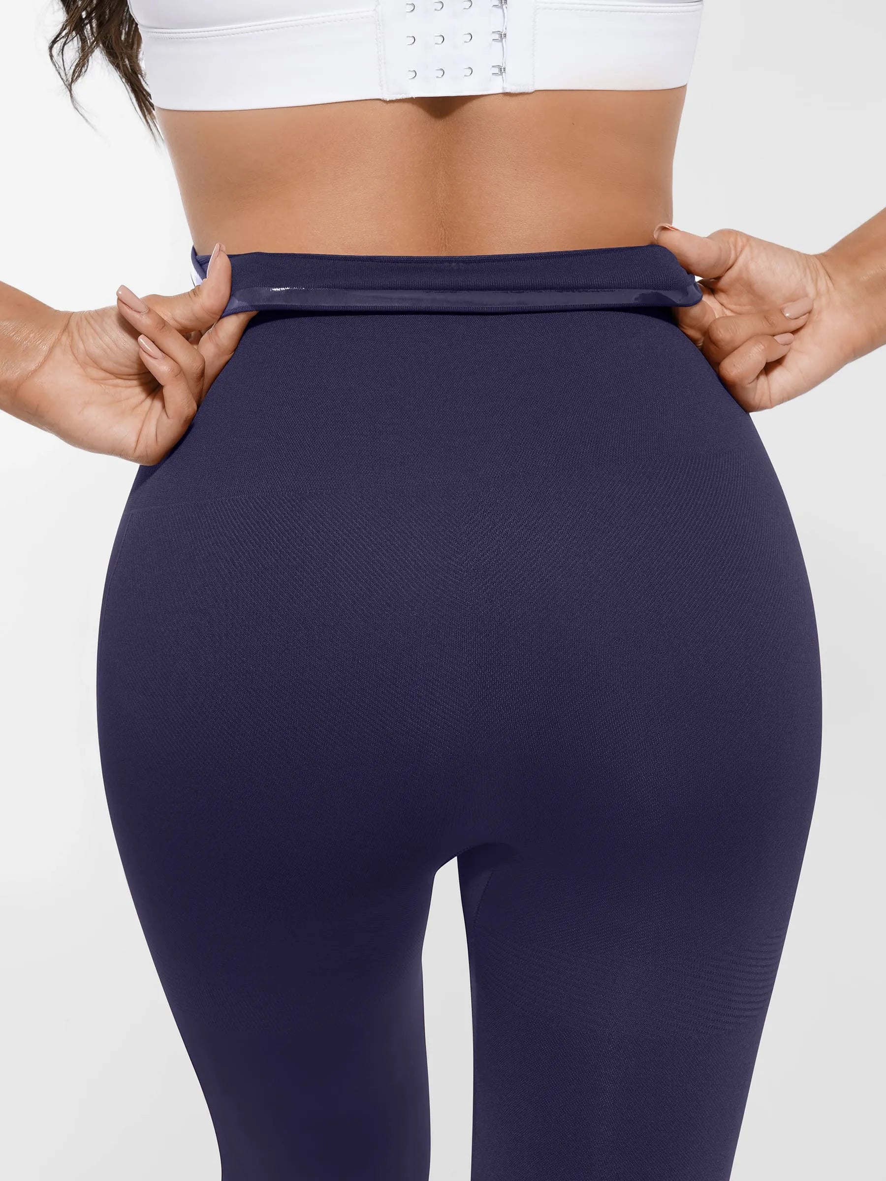 Lya wears High-Waist Shaping Leggings