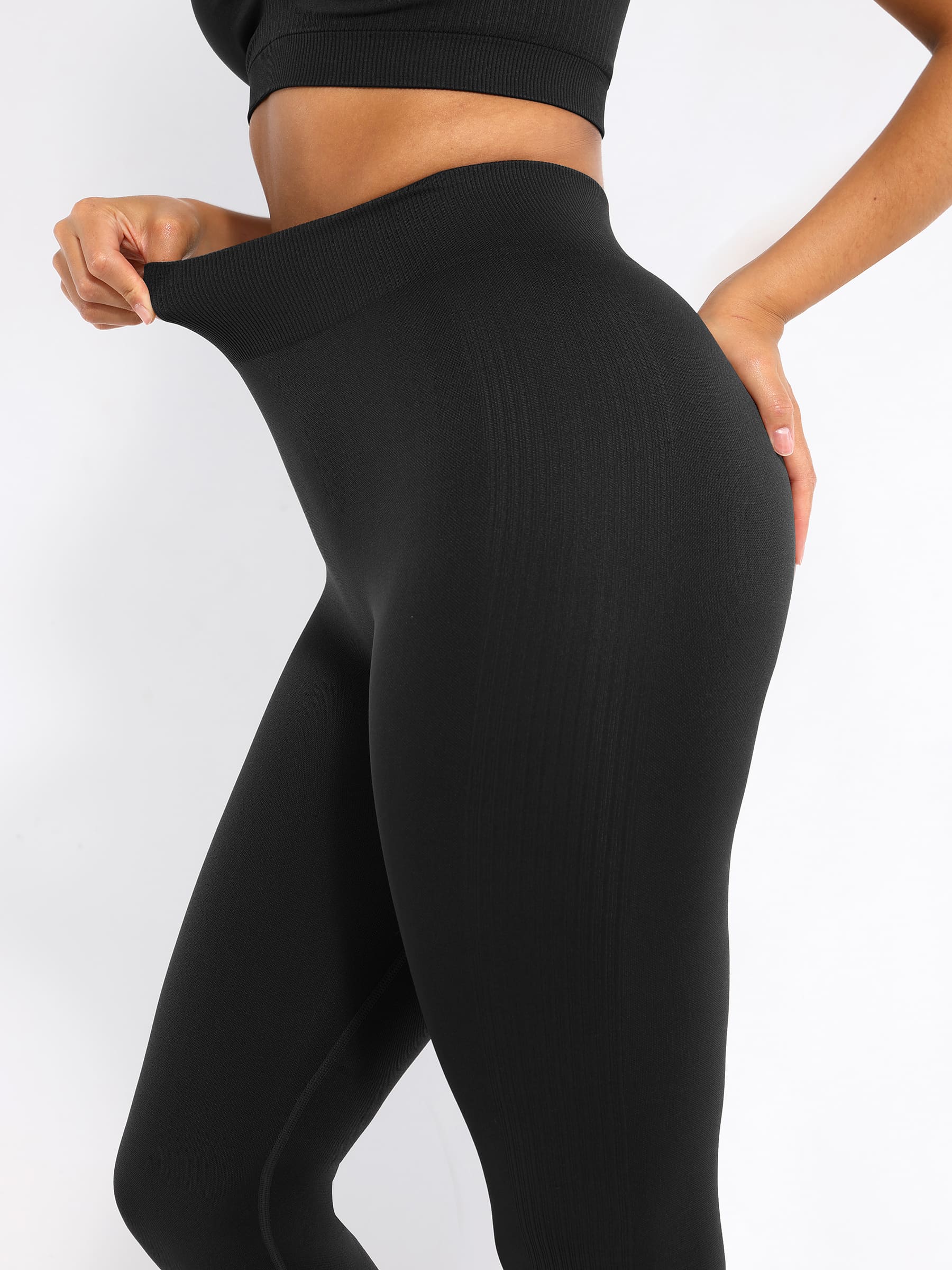 Lya wears Seamless High Waisted Yoga Leggings for Tummy Control and Leg Sculpting
