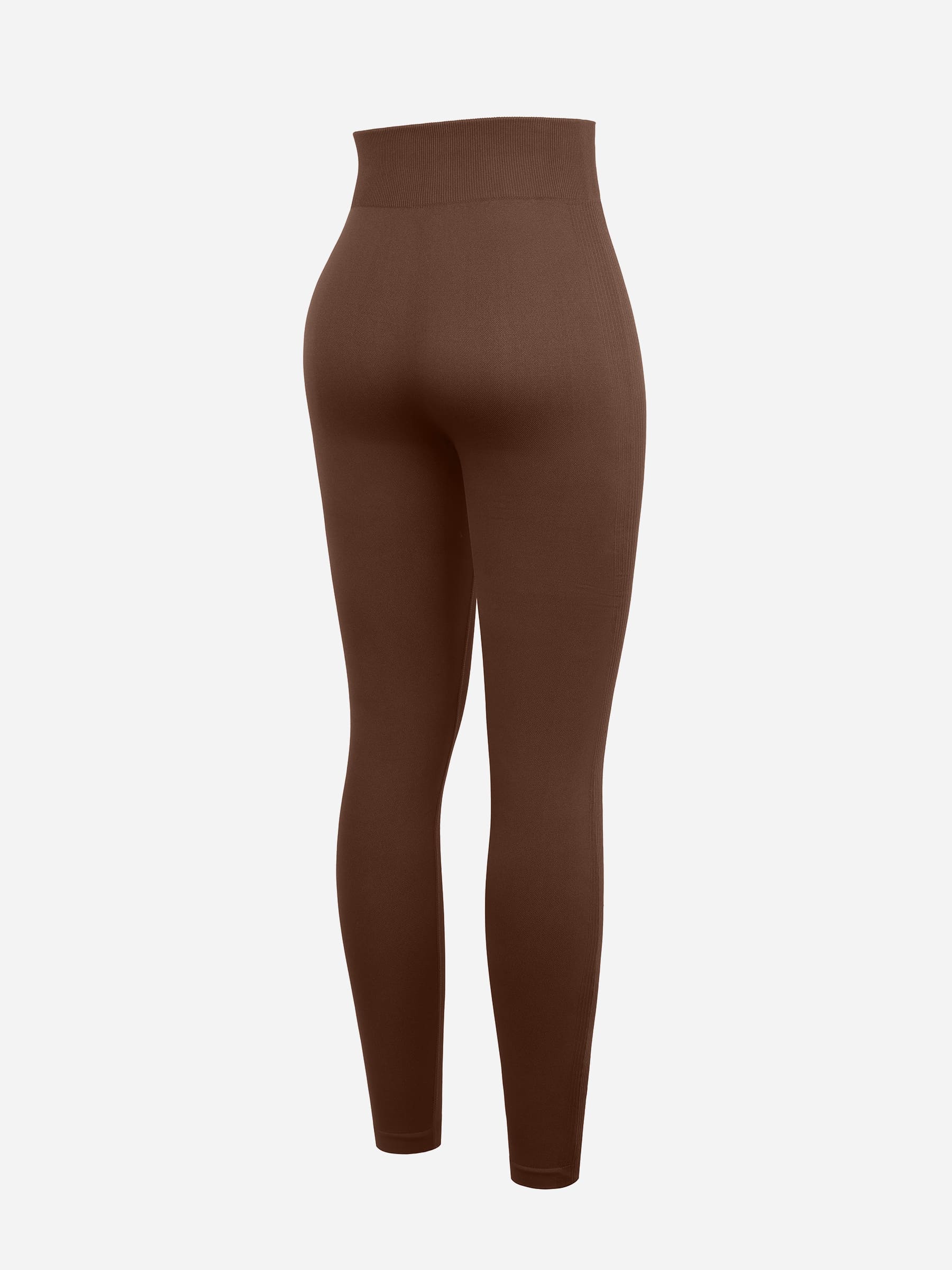 Lya wears Seamless High Waisted Yoga Leggings for Tummy Control and Leg Sculpting