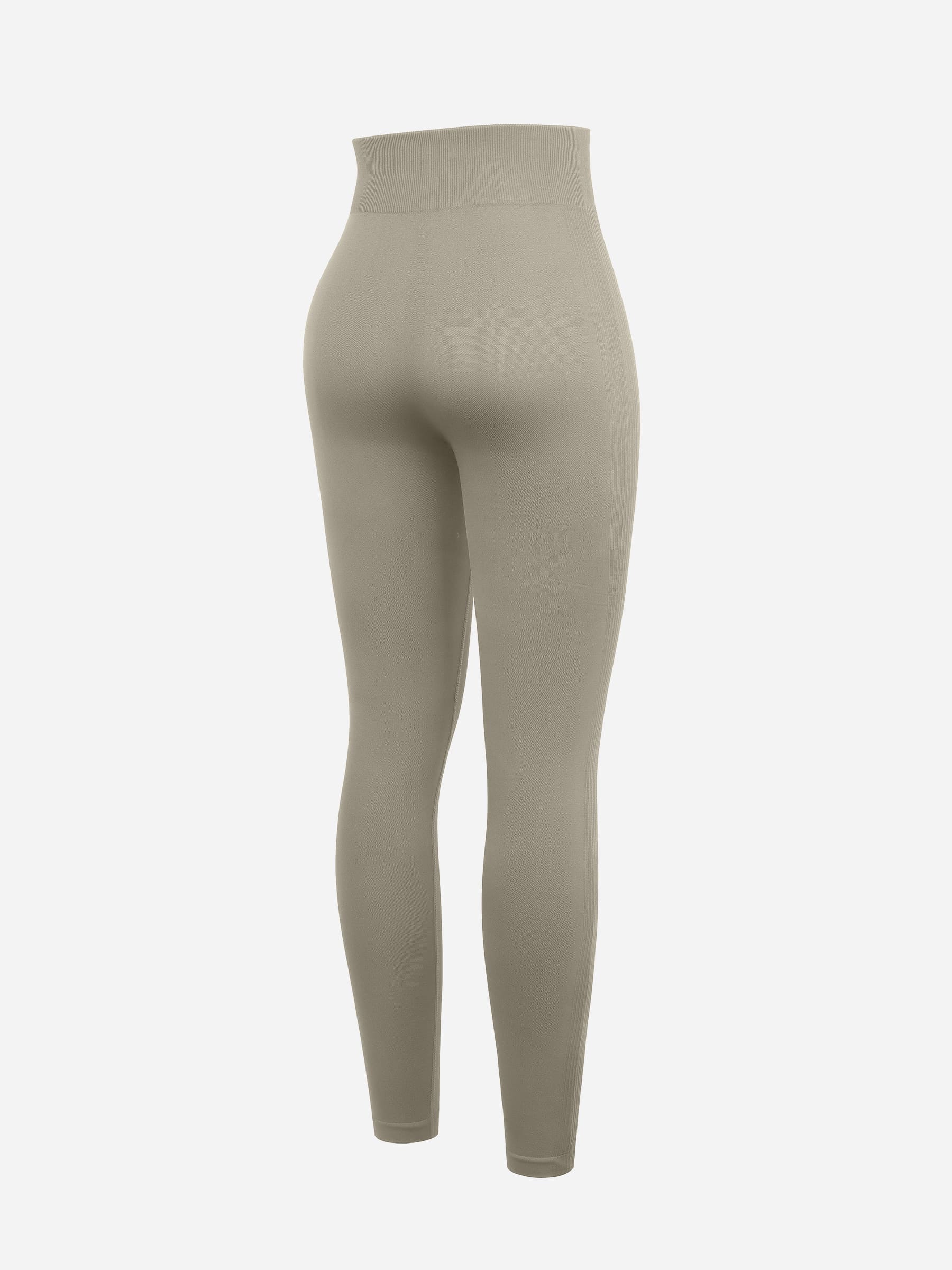 Lya wears Seamless High Waisted Yoga Leggings for Tummy Control and Leg Sculpting